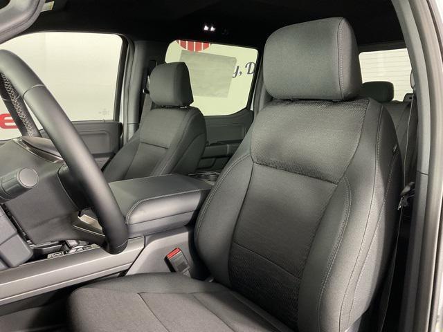 new 2024 Ford F-150 car, priced at $43,307