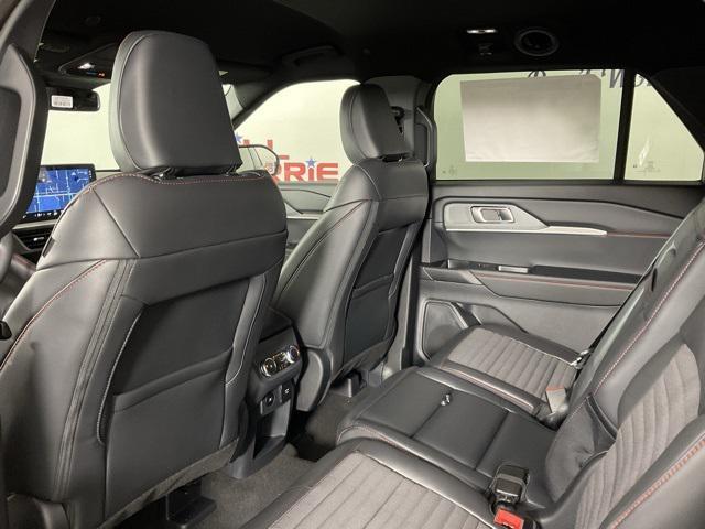 new 2025 Ford Explorer car, priced at $45,142