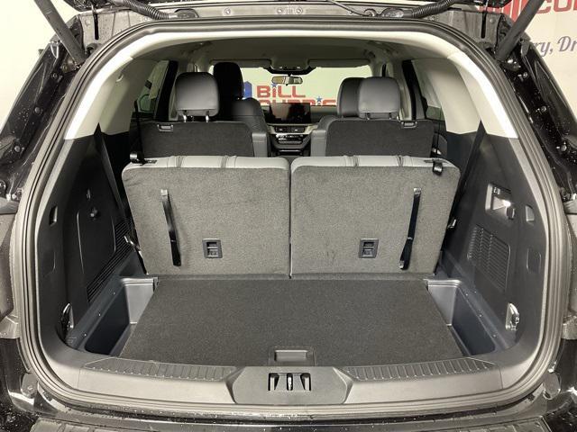 new 2025 Ford Explorer car, priced at $40,311
