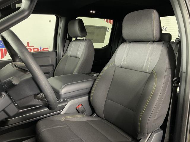 new 2025 Ford F-150 car, priced at $42,999