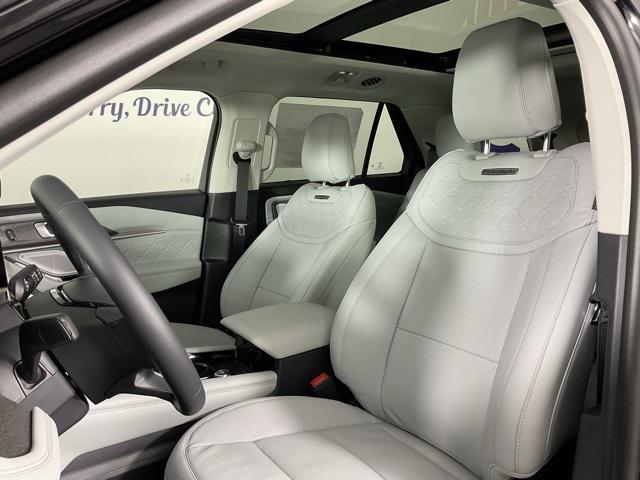 new 2025 Ford Explorer car, priced at $53,319
