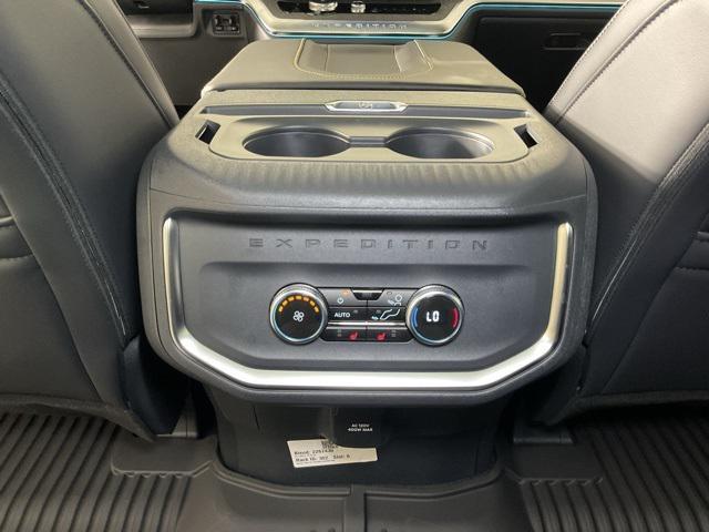 new 2025 Ford Expedition car, priced at $83,089