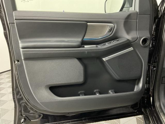 new 2025 Ford Expedition car, priced at $79,235