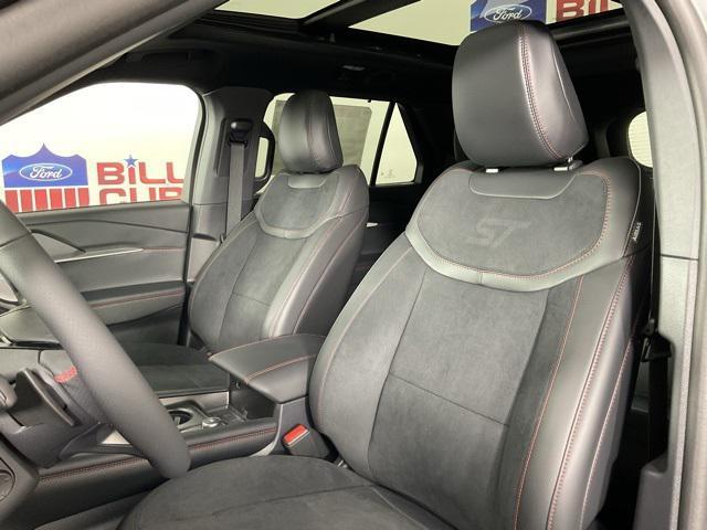 new 2025 Ford Explorer car, priced at $55,922