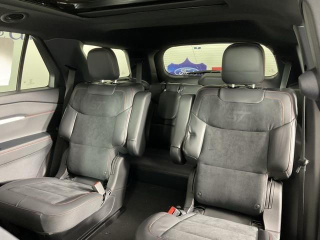new 2025 Ford Explorer car, priced at $57,032