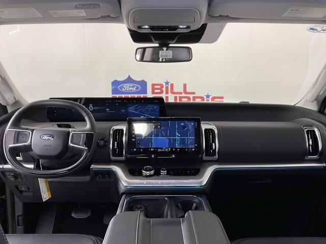 new 2025 Ford Expedition car, priced at $79,235
