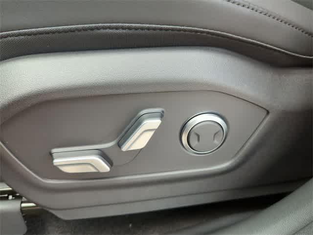 new 2025 Hyundai Santa Fe car, priced at $40,975