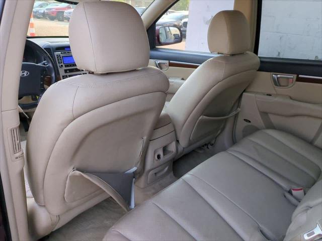 used 2009 Hyundai Santa Fe car, priced at $5,000
