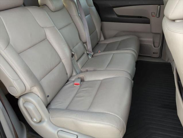 used 2011 Honda Odyssey car, priced at $6,800