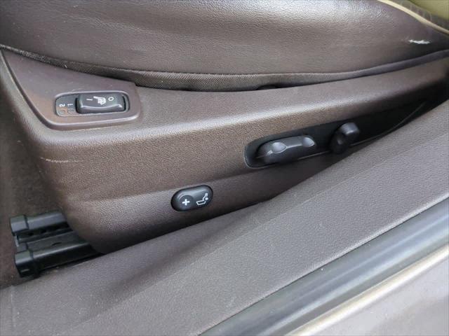 used 2010 Chevrolet Malibu car, priced at $4,000