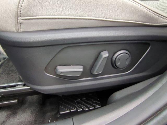 used 2024 Hyundai TUCSON Hybrid car, priced at $36,000