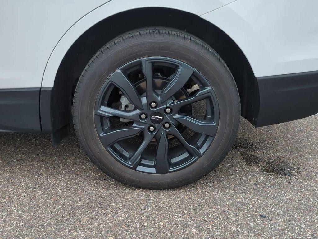 used 2022 Chevrolet Equinox car, priced at $21,087
