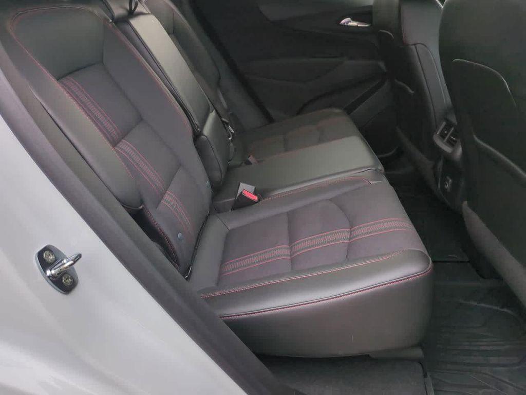 used 2022 Chevrolet Equinox car, priced at $21,087