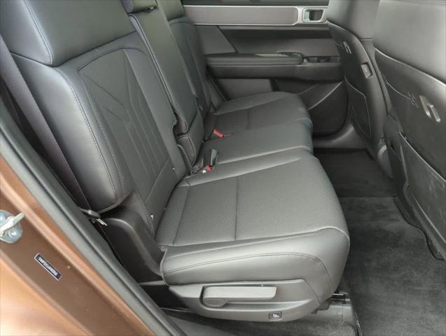 used 2024 Hyundai Santa Fe car, priced at $34,348