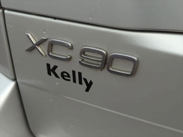 used 2007 Volvo XC90 car, priced at $4,900