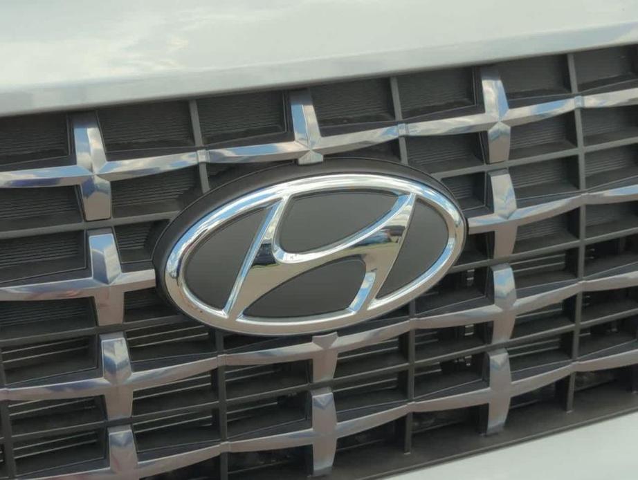 new 2024 Hyundai Venue car