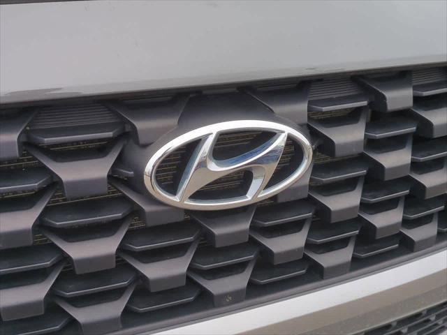 used 2021 Hyundai Santa Fe car, priced at $15,000