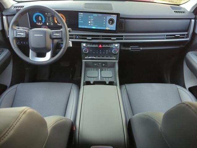 used 2025 Hyundai Santa Fe car, priced at $37,300
