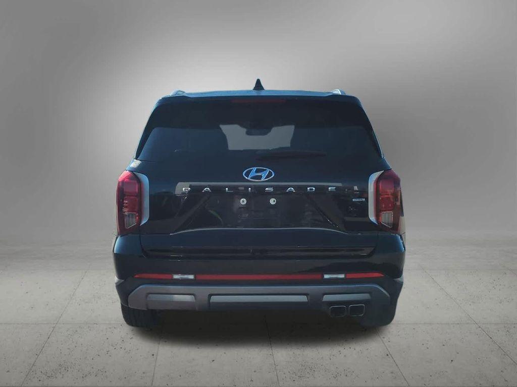 used 2023 Hyundai Palisade car, priced at $30,000