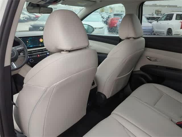 new 2025 Hyundai Tucson car, priced at $35,045