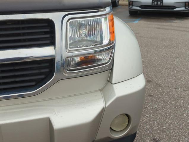 used 2009 Dodge Nitro car, priced at $1,500