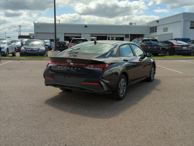 new 2024 Hyundai Elantra car, priced at $24,935