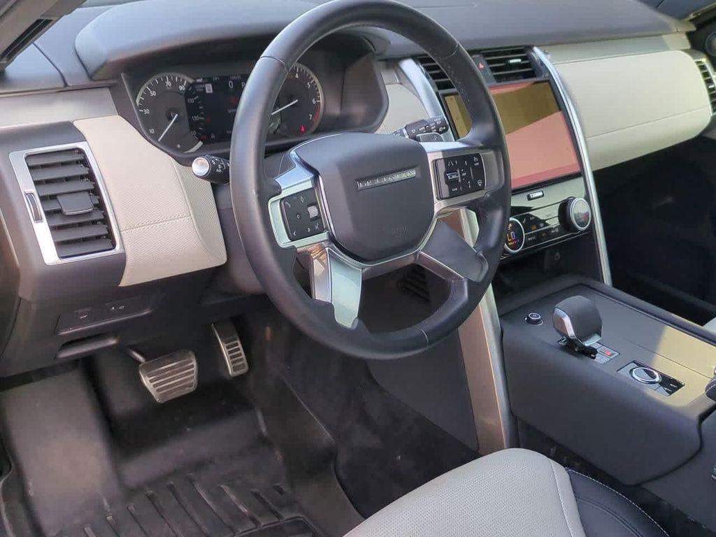 used 2023 Land Rover Discovery car, priced at $36,652