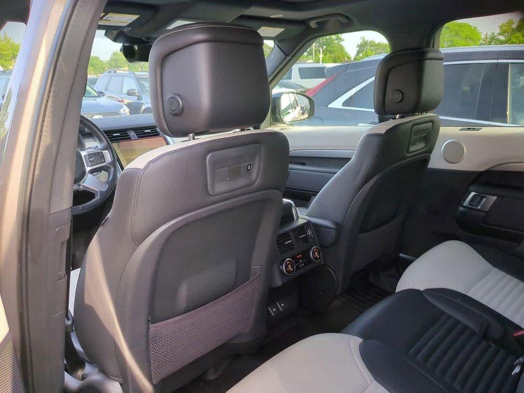used 2023 Land Rover Discovery car, priced at $36,652