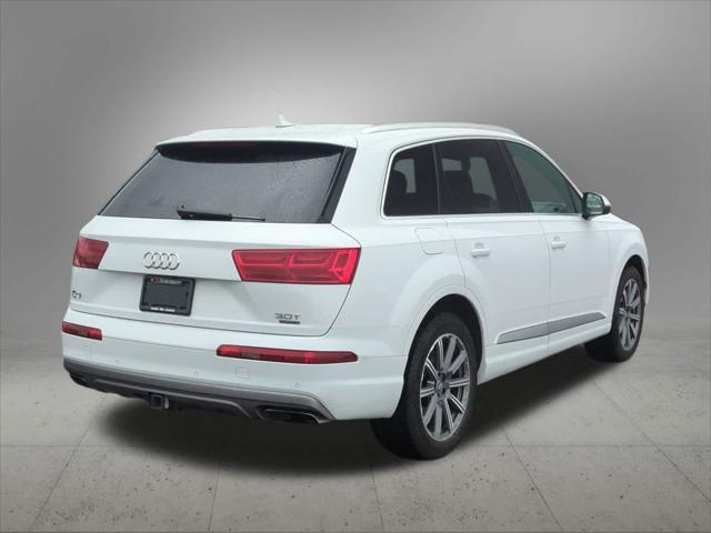 used 2018 Audi Q7 car, priced at $19,300