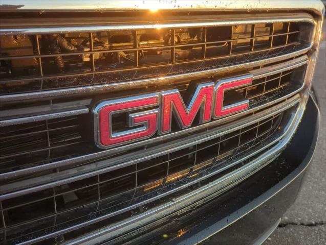 used 2018 GMC Yukon car, priced at $23,995