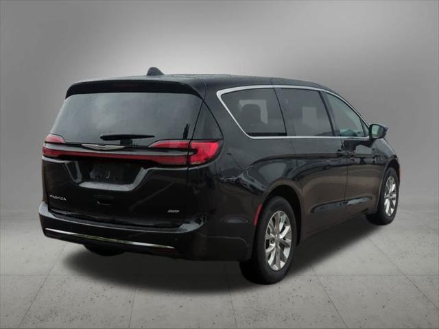 used 2023 Chrysler Pacifica car, priced at $36,513