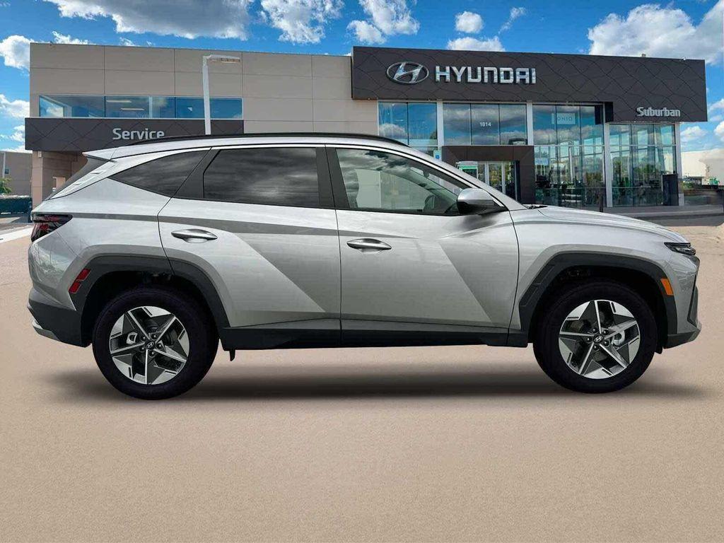 new 2025 Hyundai Tucson car, priced at $33,100