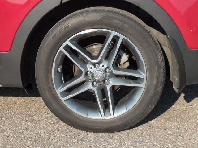 used 2018 Hyundai Santa Fe car, priced at $17,450