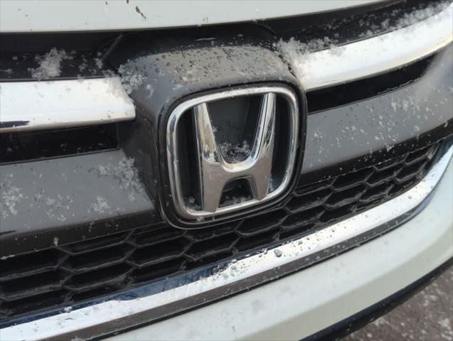 used 2015 Honda CR-V car, priced at $13,032