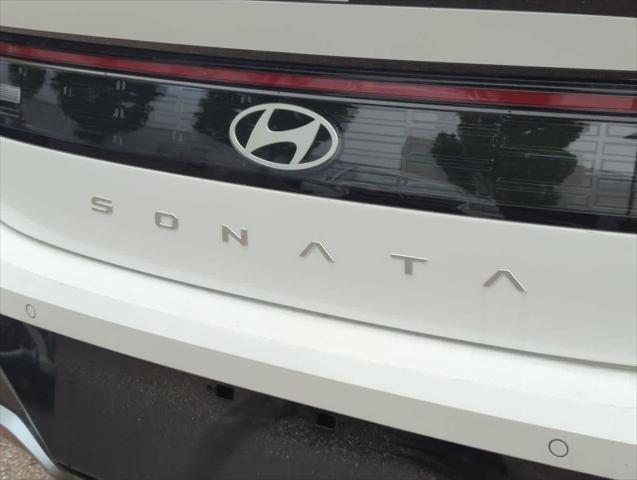 new 2024 Hyundai Sonata Hybrid car, priced at $39,275