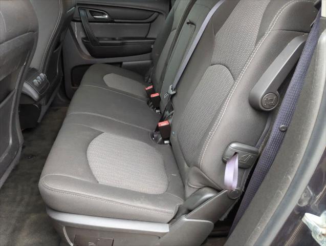 used 2013 Chevrolet Traverse car, priced at $5,995