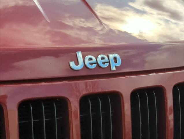 used 2008 Jeep Grand Cherokee car, priced at $8,000