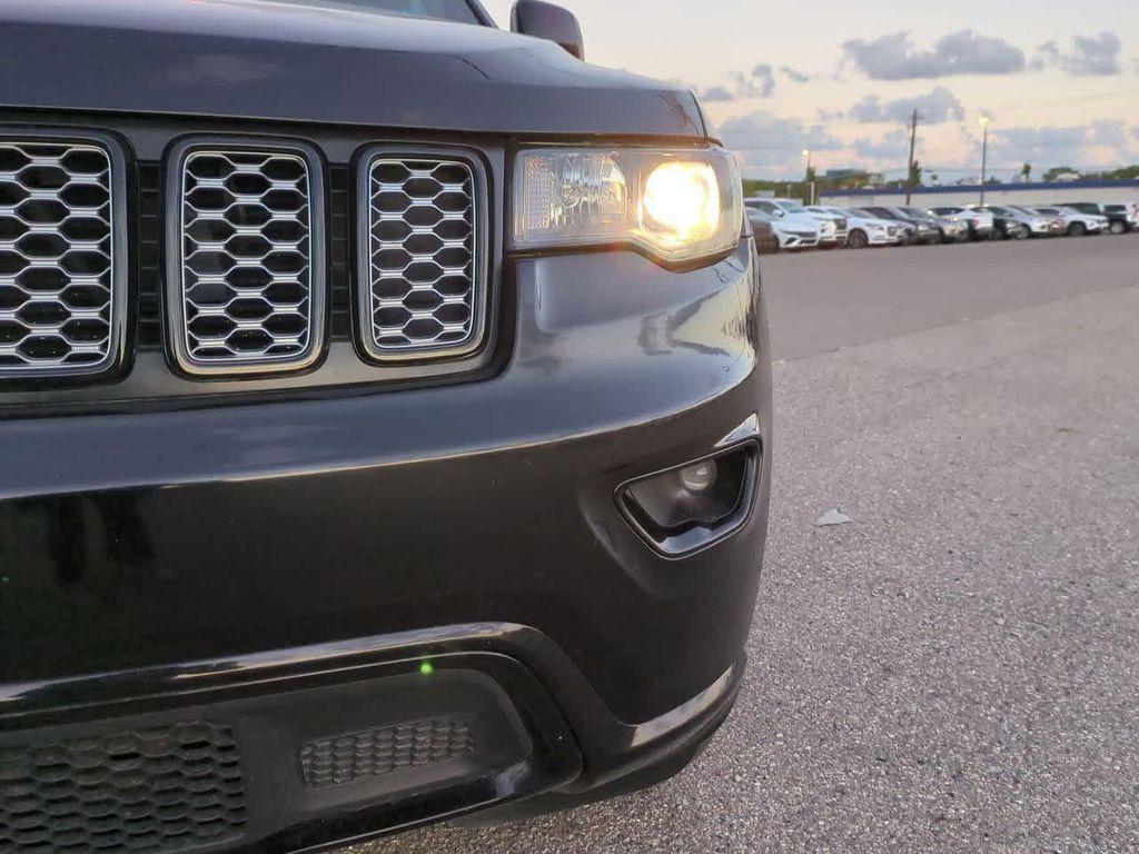 used 2018 Jeep Grand Cherokee car, priced at $18,770