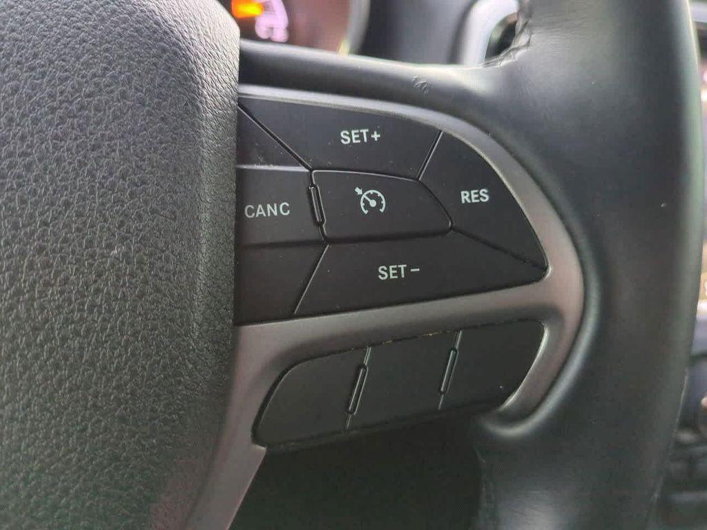 used 2018 Jeep Grand Cherokee car, priced at $18,770