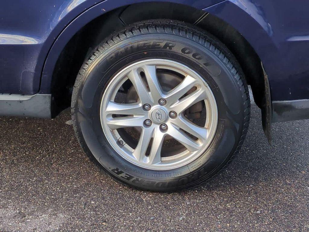 used 2010 Hyundai Santa Fe car, priced at $4,000