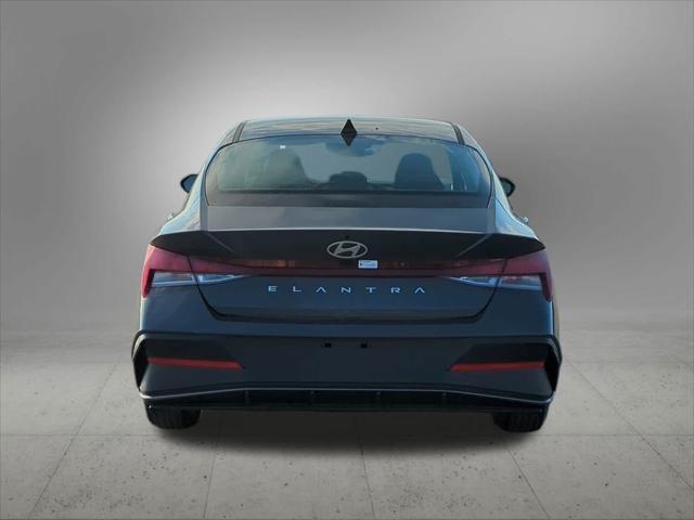 new 2024 Hyundai Elantra car, priced at $25,275