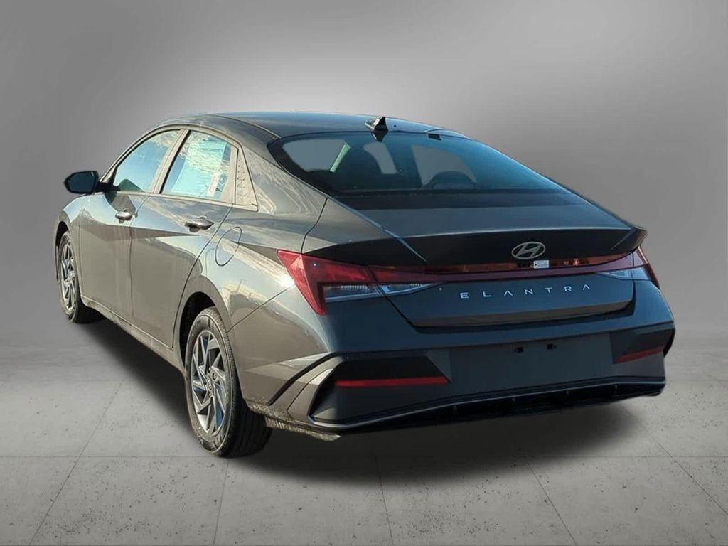 new 2024 Hyundai Elantra car, priced at $23,000