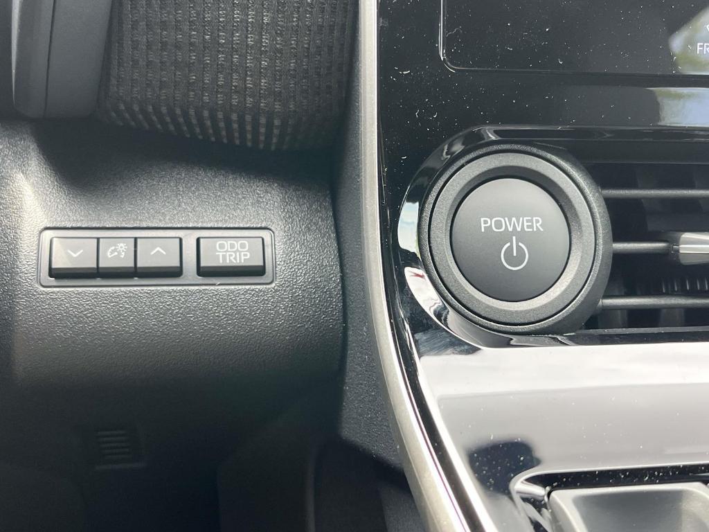 new 2025 Subaru Solterra car