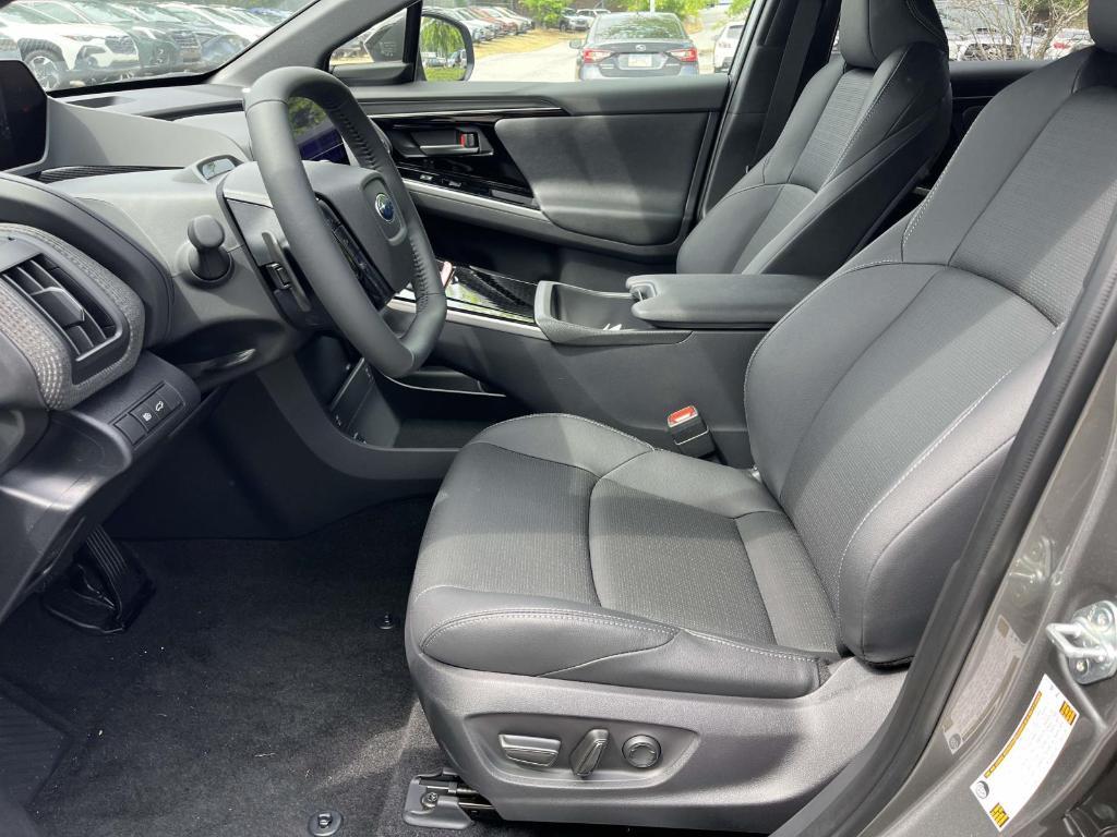 new 2025 Subaru Solterra car
