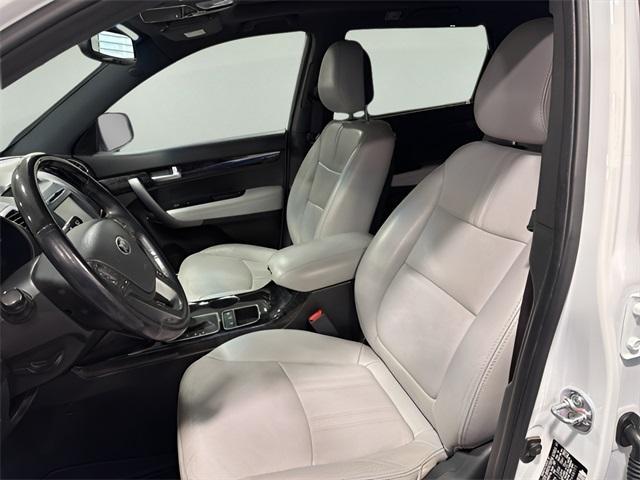 used 2014 Kia Sorento car, priced at $9,600