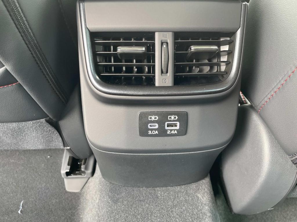 new 2025 Subaru Legacy car