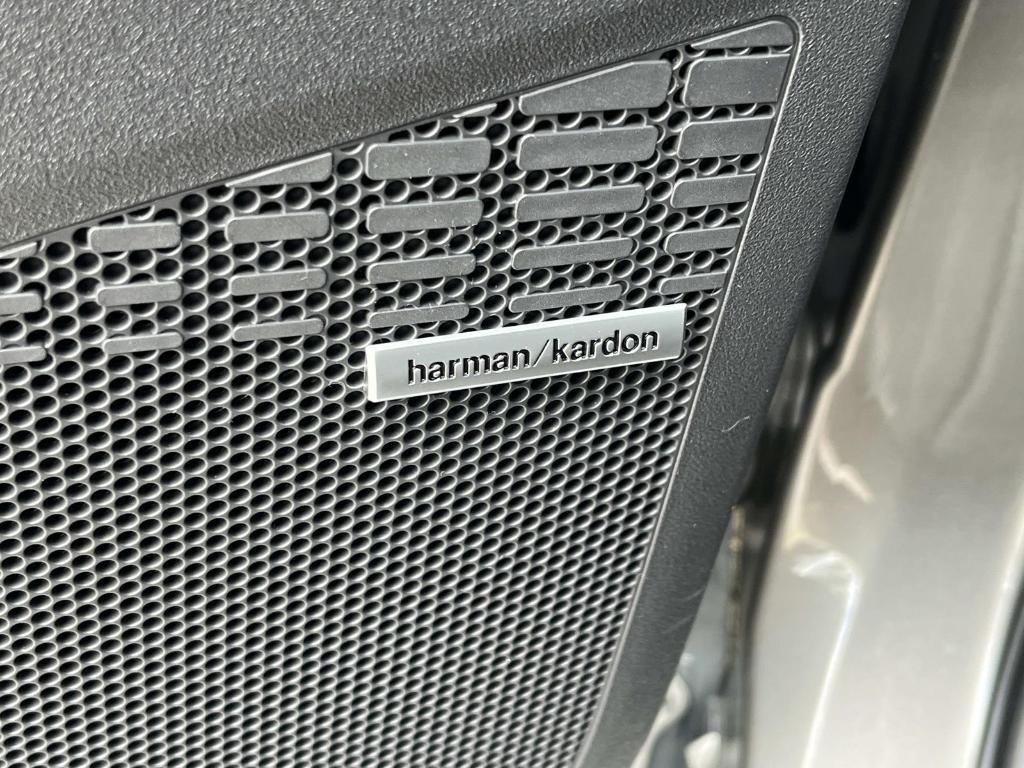 new 2025 Subaru Solterra car