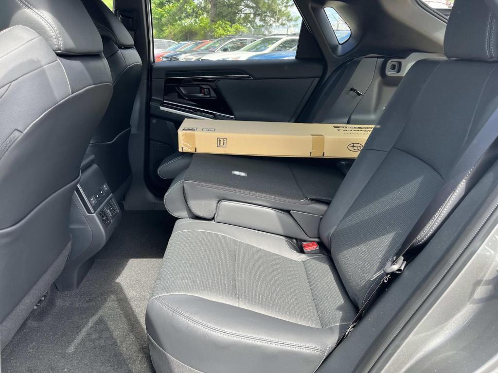 new 2025 Subaru Solterra car