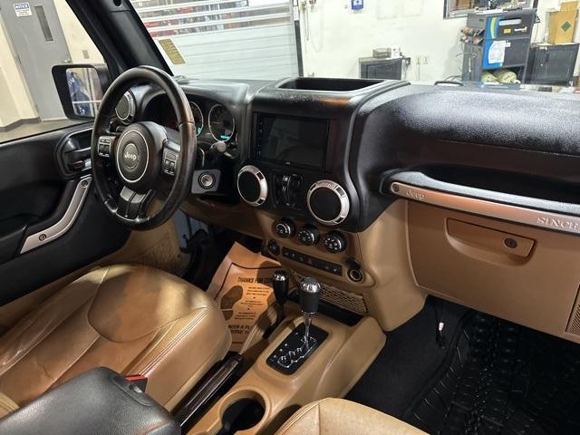used 2015 Jeep Wrangler Unlimited car, priced at $16,900