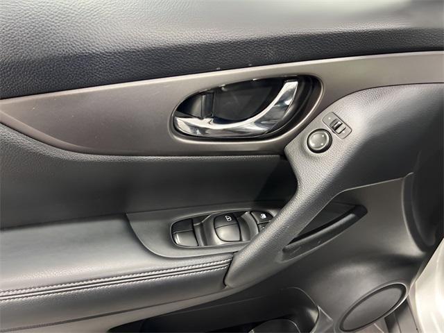 used 2016 Nissan Rogue car, priced at $9,200